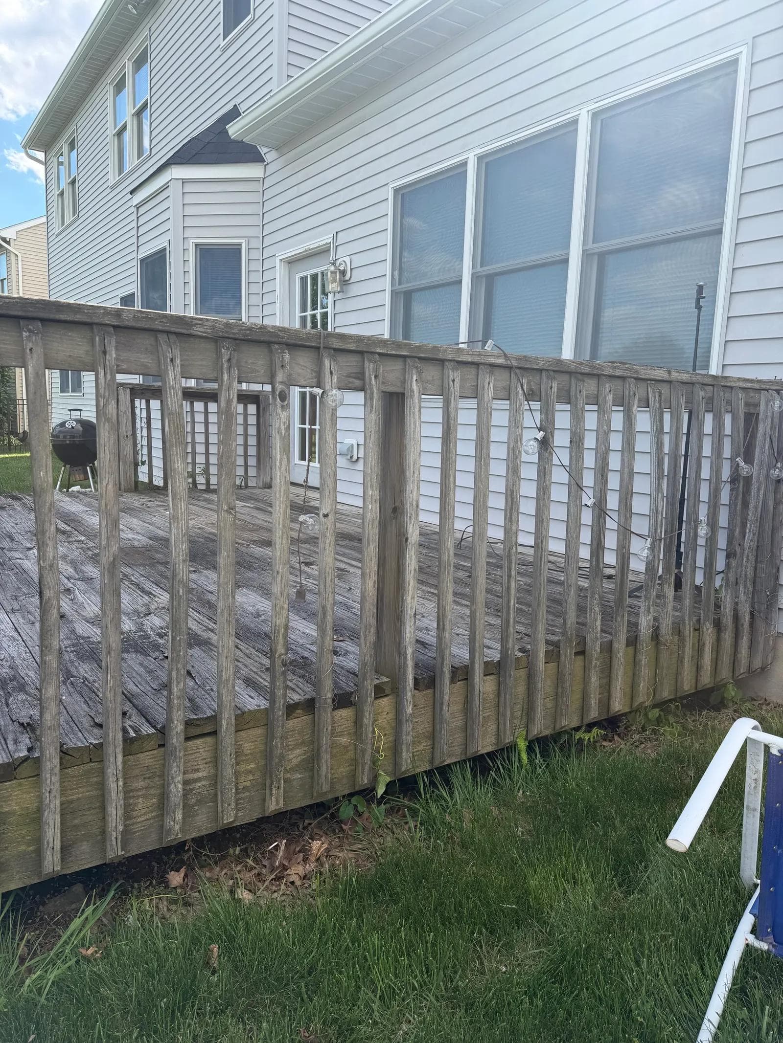 Deck Railing Cleaning — before